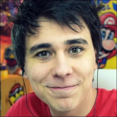 Qui est ce youtubeur ?