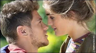 Comment se pr&eacute;nomme la petite amie de Dimitri ?