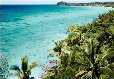 Comment s'appelle l'île principale de l'archipel de la Nouvelle-Calédonie ?