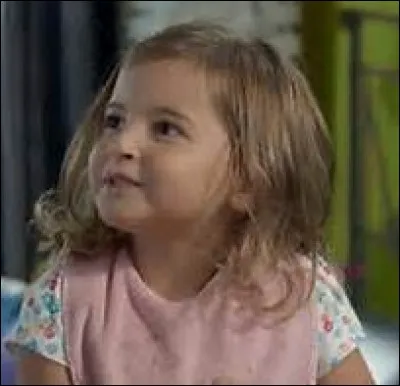 Qui sont les parents de cette adorable fillette ?