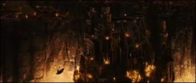 Comment s'appelle le gardien des Enfers ?