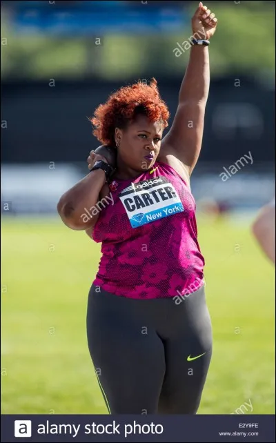 L'américaine Michelle Carter a gagné une médaille d'or au lancer de...