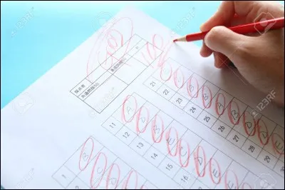 J'ai la réponse au ___ des lèvres.