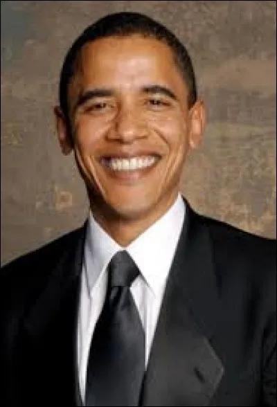 Trouvez les initiales de cette personne et ensuite ce qu'elles peuvent désigner.