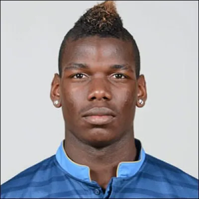 À quel club joue Paul Pogba ?