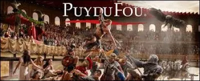 Dans quel département est situé Le Puy du Fou, parc de loisirs à thématique historique ?
