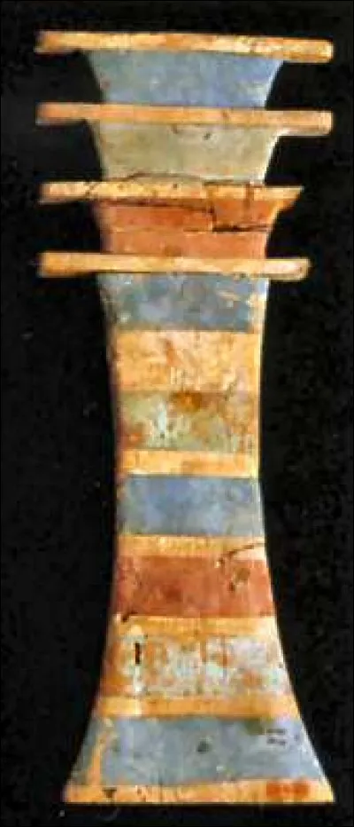 Pilier assimilé à la colonne vertébrale d'Osiris qui garantissait la résurrection du mort :