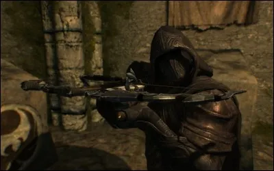 Quelle armure nous est offerte après le pacte conclu avec la daedrique Nocturne ?