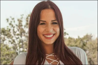 Qui est le garçon avec qui Stéphanie est sortie ?