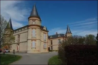 Le village midi-pyr&eacute;n&eacute;en de Lahage se situe dans le d&eacute;partement ...