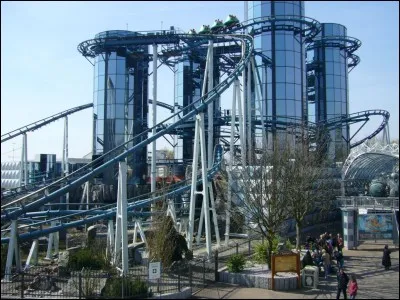 Comment s'appelle cette attraction ?