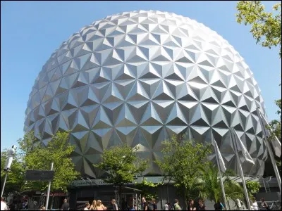 Quelle est cette attraction ?