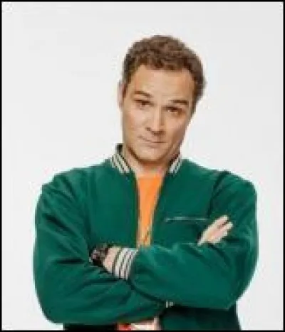 Comment s'appelle le prof de sport ?