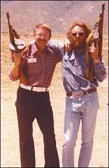 Qui est avec Steve ?