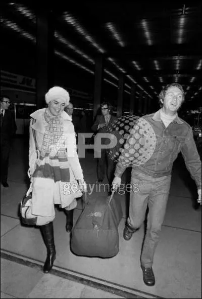 Qui est avec Steve ?