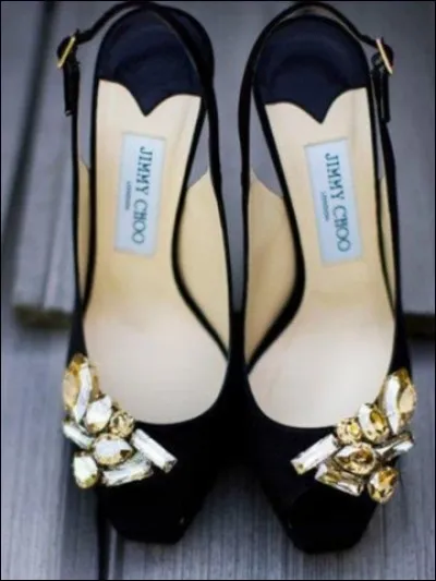 Cette jolie paire de chaussures peut aisément être associée à un prénom d'un personnage de fiction, lequel ?