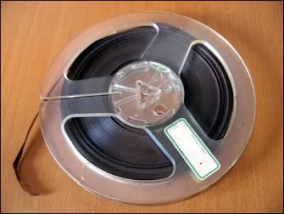 A quel prénom peut être associé cet objet, aujourd'hui tombé en désuétude, alors qu'il a été le comble de la technique à cette époque ?