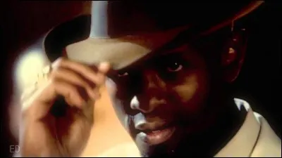 À quoi sert le couteau de Papa Tounde ?