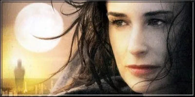 Dans quel film fantastique Demi Moore est-elle une romanci&egrave;re d&eacute;pressive qui rencontre un beau gardien de phare?