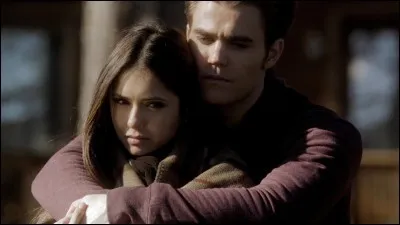 Où s'est déroulée la rupture entre Stefan et Elena ?