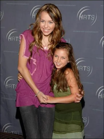 Qui est la petite fille ?