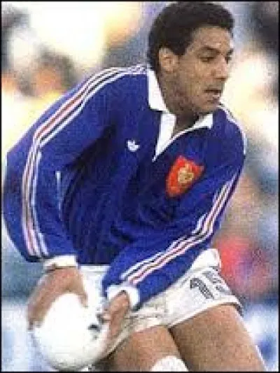 Quel sport Serge Blanco exerçait-il ?