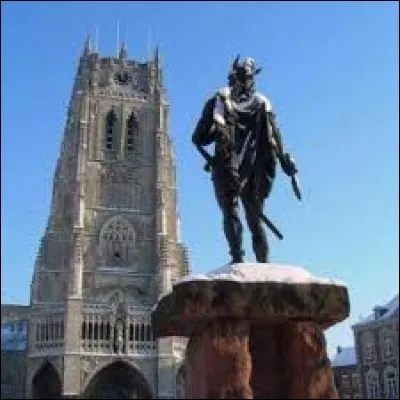 Quel chef gaulois a sa statue dans la ville belge de Tongres ?