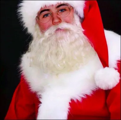 __ __ __, je suis le père Noël !