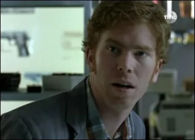 Comment s'appelle le policier scientifique surnommé "Einstein" par Semir ?