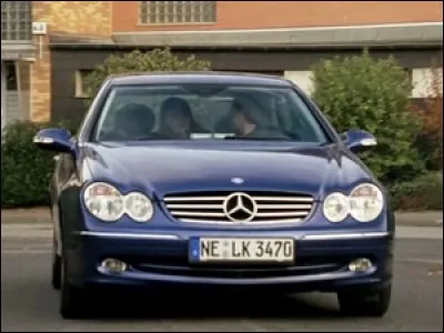 À quels personnages appartient cette voiture ?