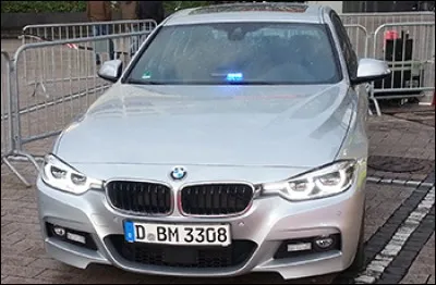 À qui appartient cette voiture ?