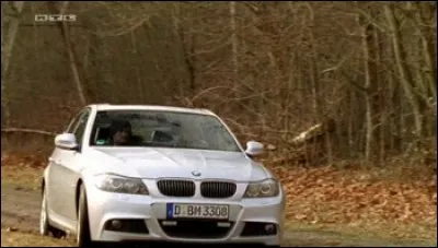 À qui appartient ce véhicule ?