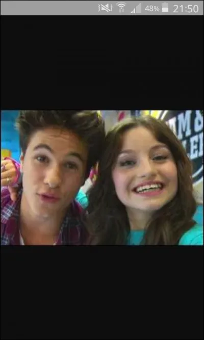 Qui est le meilleur ami de Luna depuis toute petite ?