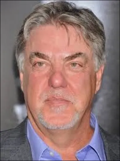 Bruce McGill est un acteur américain, célèbre pour son rôle de Jack Dalton, personnage récurrent de cette fameuse série des années 80 :