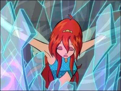 Qui a sauvé Bloom quand elle était congelée dans la glace par les Trix ?