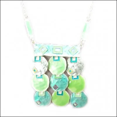 Qui détient la bague de Solaria et pourquoi ?