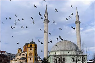 Dans quel pays habitez-vous si vous vivez à Ferizaj ou Uroevac (Урошевац) ?