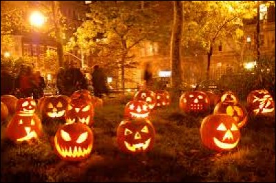 Quelle fête est traditionnellement célébrée le 31 octobre ?