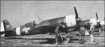 Mis en service en mars 1941, le IAR-80, est construit à plus de 300 exemplaires jusqu'en 1944. Quel est son pays d'origine ?