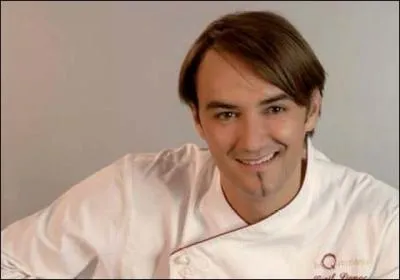 Quelle émission présente-t-il ?