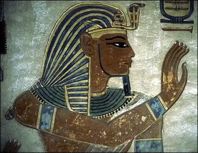 Deuxième pharaon de la XXe dynastie, il règne plus de 30 ans autour de - 1170. Dernier grand souverain du Nouvel Empire, il mène deux campagnes victorieuses contre les Peuples de la mer. De qui s'agit-il ?