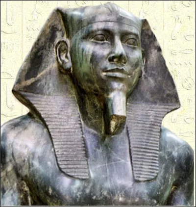 Restons dans la IVe dynastie : c'est le successeur du premier et le constructeur de la seconde grande pyramide. De qui s'agit-il ?
