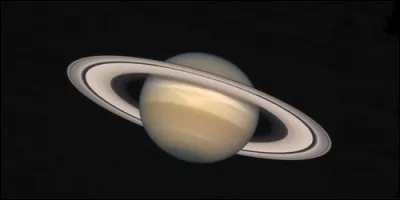 Laquelle de ces planètes possède un anneau ?