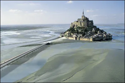 Dans quelle r&eacute;gion se situe le Mont-Saint-Michel ?