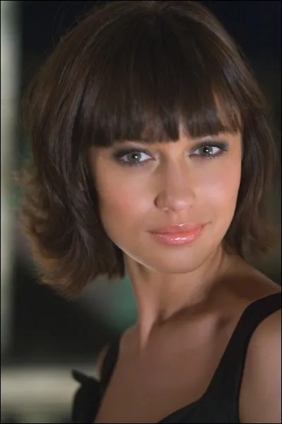 Elle incarne la belle Camille Montes dans "Quantum of Solace" en 2008. Comment s'appelle cette actrice franco-ukrainienne ?