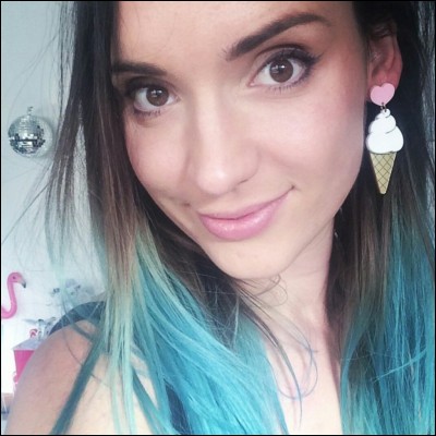 Quel genre de vidéo Natoo a-t-elle fait pour ses 2 millions d'abonnés ?