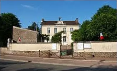 Commune bourguignonne de l'arrondissement d'Auxerre, Leugny se situe dans le département ...