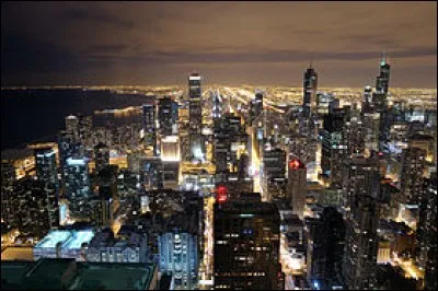 Quel est ce quartier, deuxième plus important quartier d'affaires des États-Unis après Midtown Manhattan ?