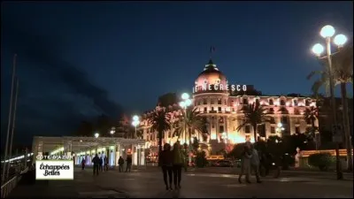 Le Negresco est surnommé :