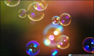 Petite pièce dans laquelle se préparent les artistes de théâtre, de cinéma :